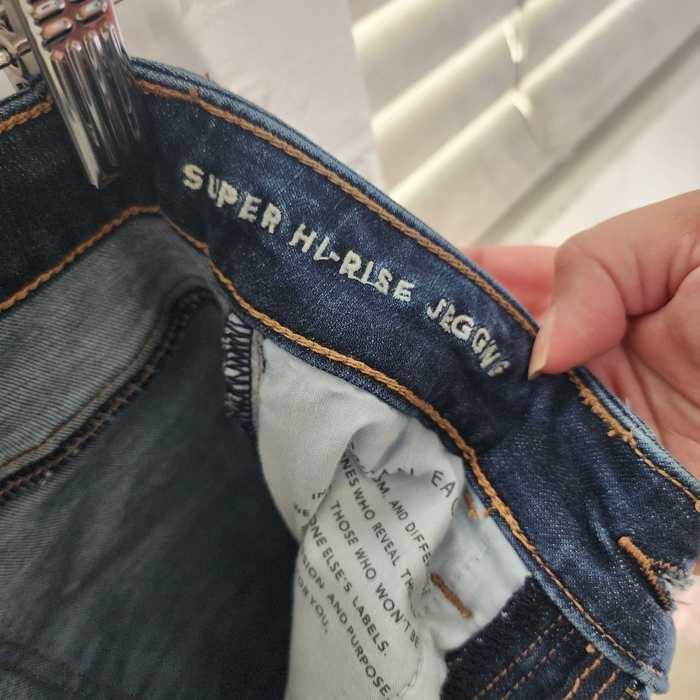 AE Super High-Rise Jeggings Dark Wash Blue Size 0 Short - Picture 8 of 10